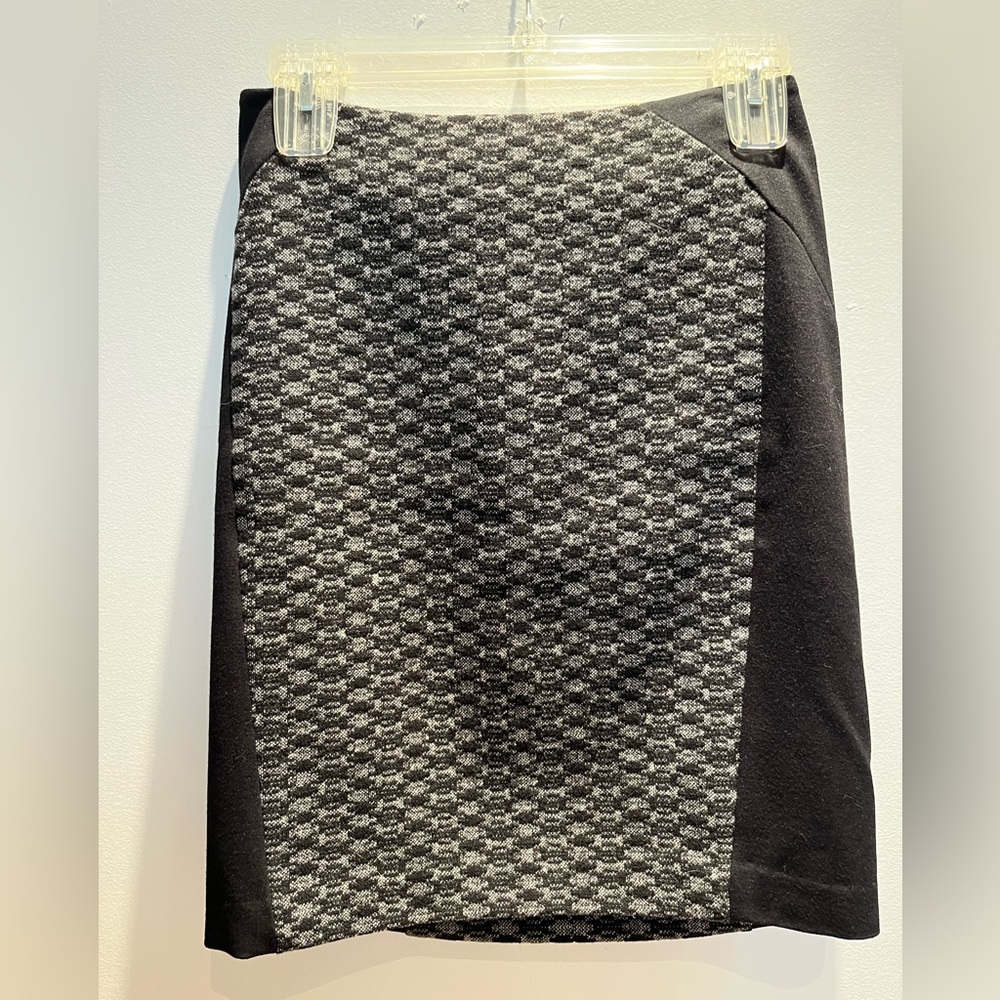 Theory Black and Gray Pencil Skirt